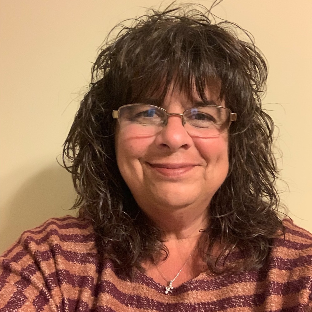 Meet your Posher, Angela